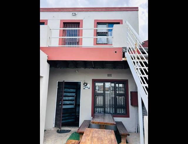 4 BEDROOM HOUSE FOR SALE IN GUGULETU